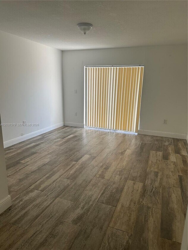 Building Photo - 12855 SW 207th Terrace