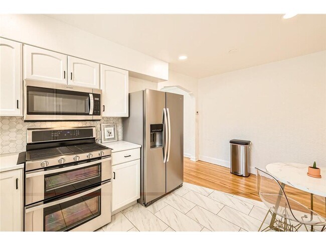 Foto del edificio - 3805 France Ave S