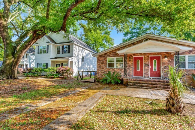 Building Photo - West Ahley Duplex