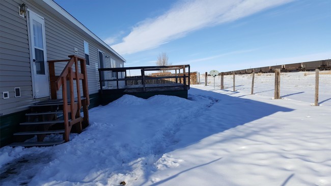 Building Photo - 13 Sunnyside Ave