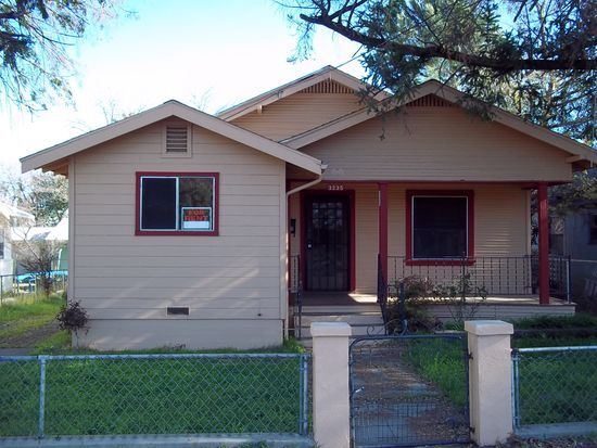 Building Photo - 3235 Myers St