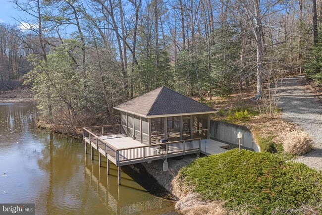 Foto del edificio - 3535 Meadow Rd