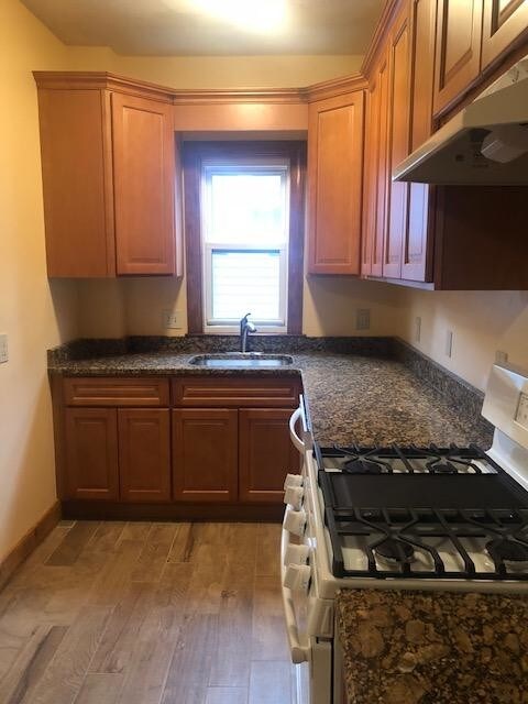 Building Photo - 29 Almont St