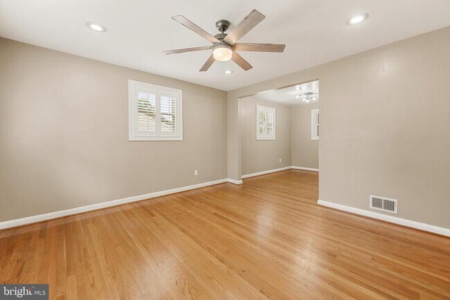 Foto del edificio - 11809 Timber Ln