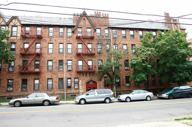 Foto del edificio - 3401 Parsons Blvd