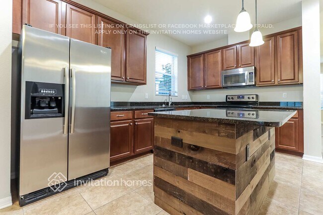 Building Photo - 23046 Wood Violet Ct