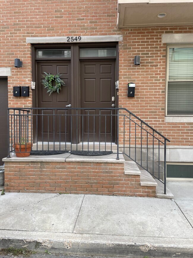 Building Photo - 2549 Grays Ferry Ave