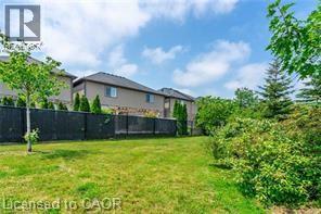 Photo du bâtiment - 75 Cedar St