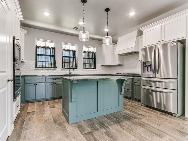 Foto del edificio - 2503 Charlton Dr