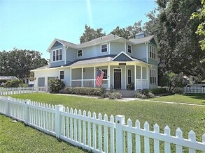 Building Photo - 7402 S De Soto St
