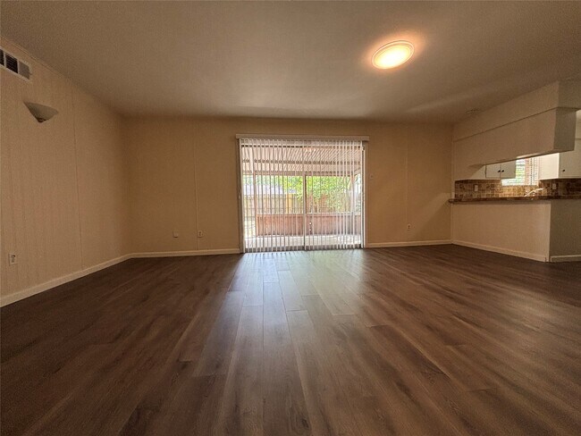 Foto del edificio - 10422 Winding Trail Rd