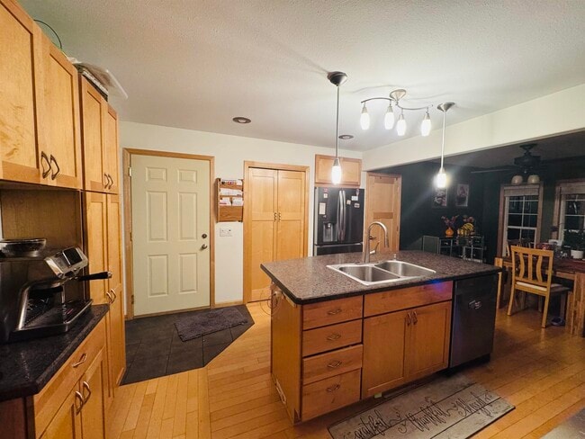 Foto del edificio - 6221 Old Middleton Rd