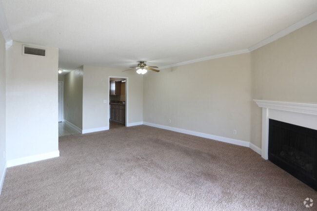 Interior Photo - Scotsdale Terrace
