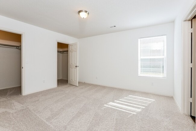Building Photo - 3256 Sidell Estates Rd