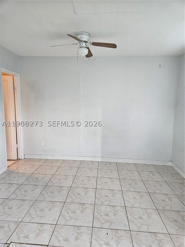 Building Photo - 1437 NE 110th St