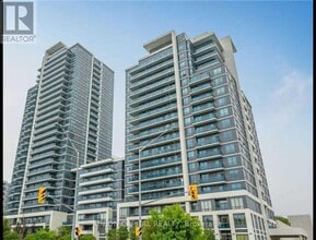 Building Photo - 7167 Yonge St