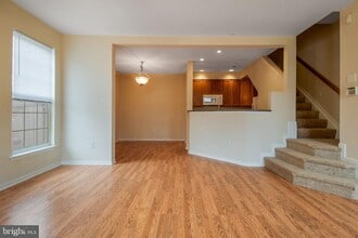Building Photo - 5171 Duke Ct
