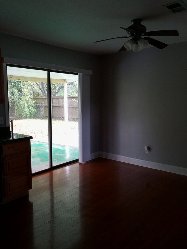 Building Photo - 6408 Lancaster Blvd