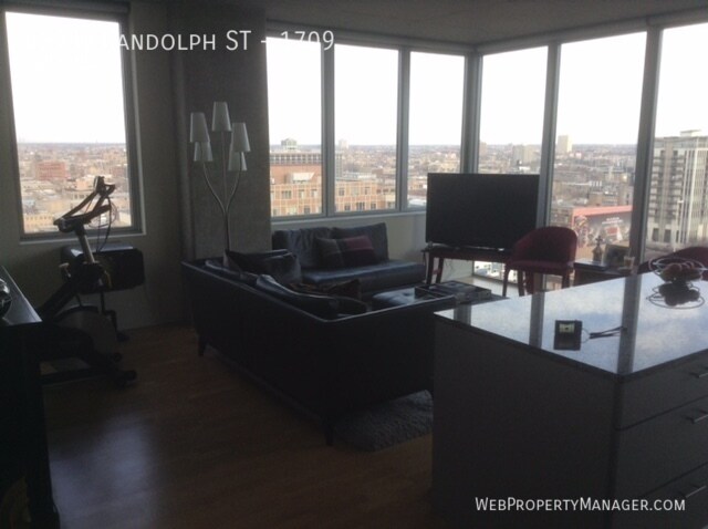 Foto del edificio - 659 W Randolph St