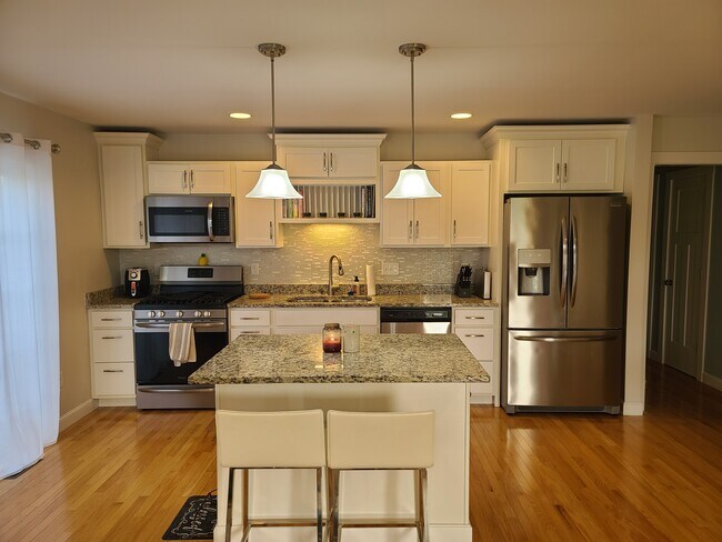 Foto del edificio - 260 Drakeside Rd