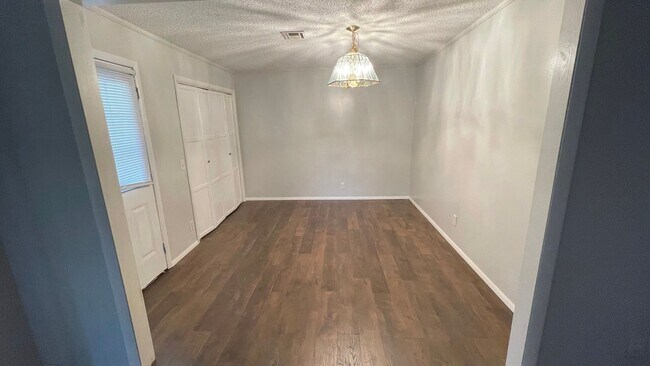 Foto del edificio - inviting & comfortable3 Bed 1 Bath House