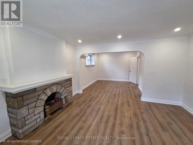 Building Photo - 839 Coxwell Ave