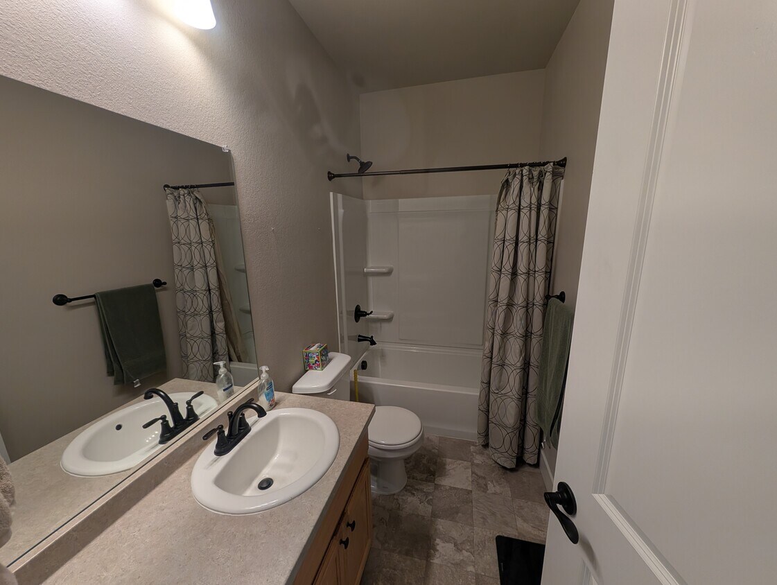 Baño - 2353 Sublime Dr