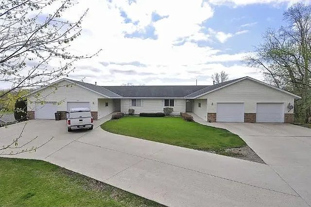 Foto del edificio - 829 Reed Ave
