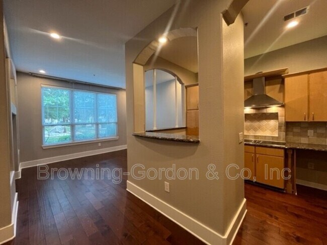 Foto del edificio - 2600 Hillsboro Pike