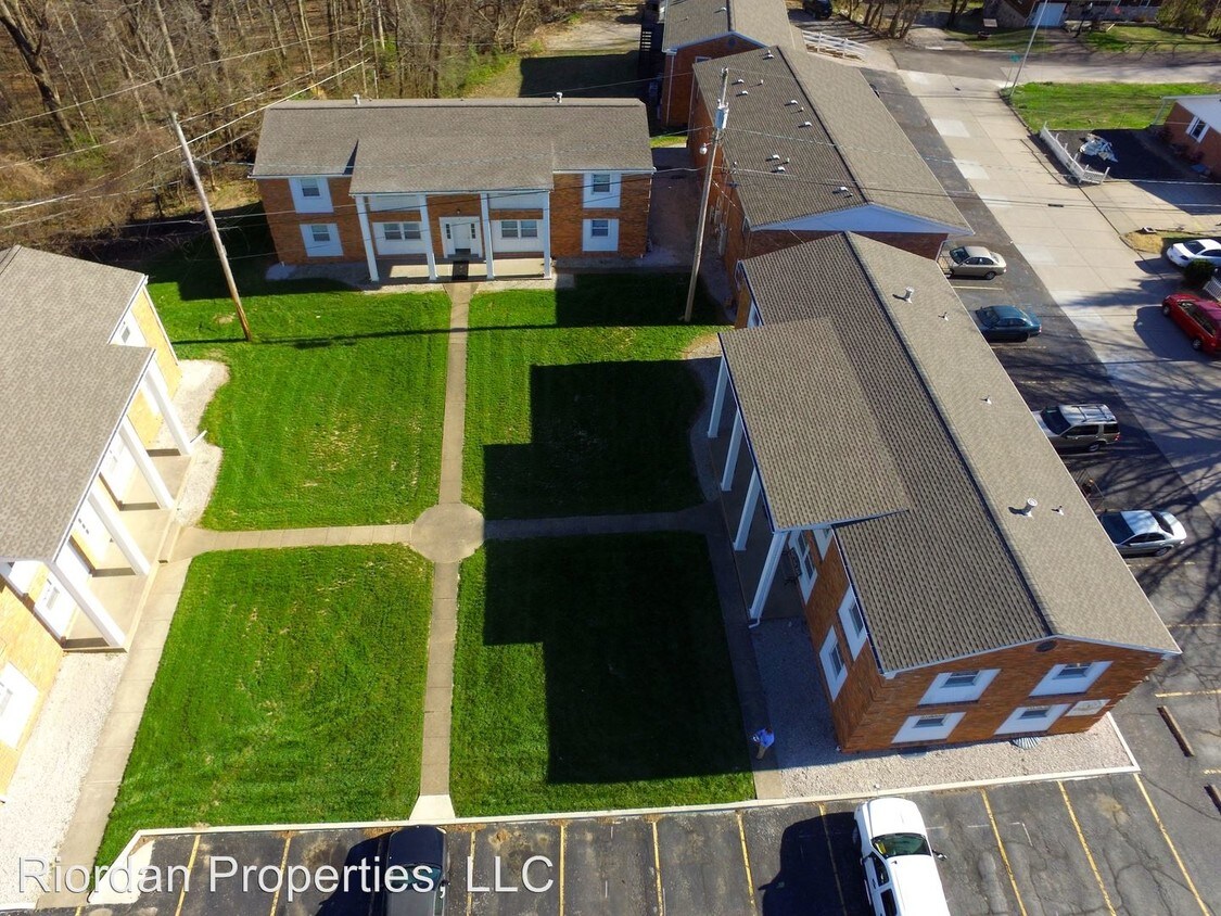 Primary Photo - 1607 N Elm Ave