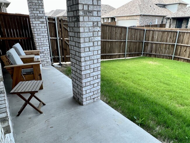 Foto del edificio - 3 br, 2 bath House - 9754 Staffordshire Road