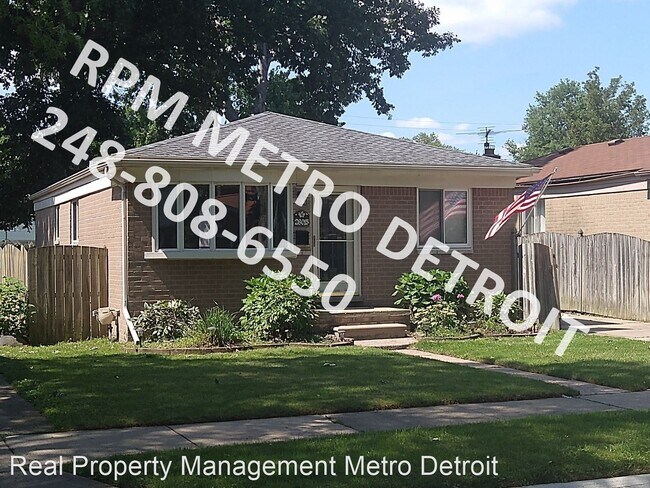 Building Photo - 3 br, 1.5 bath House - 28015 Grant St