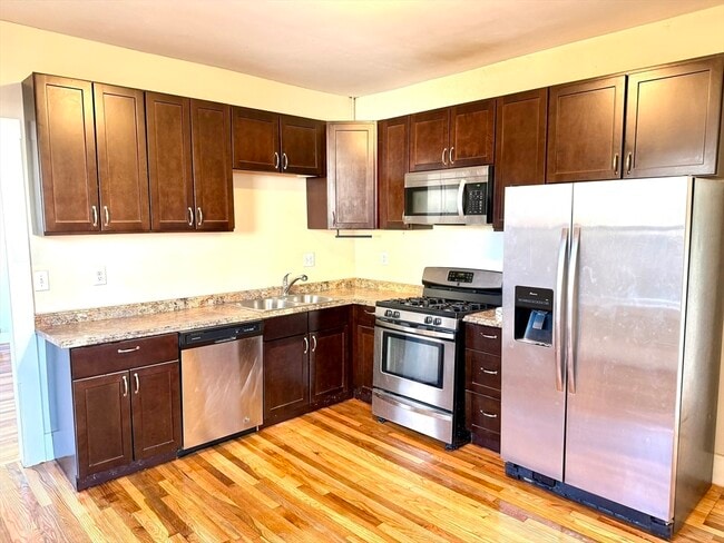 Building Photo - 11 Francis St