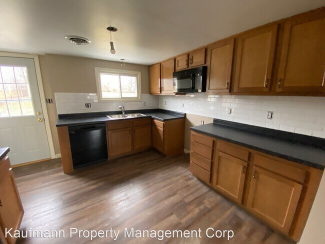 Foto del edificio - 3 br, 2 bath House - 2126 E Tillman Rd