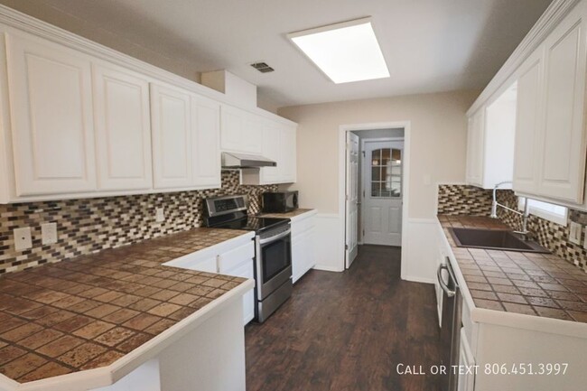 Foto del edificio - Amazing 3 bed, 2 bath in SW Lubbock!