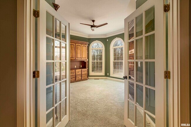 Foto del edificio - 3115 W Striegel Rd