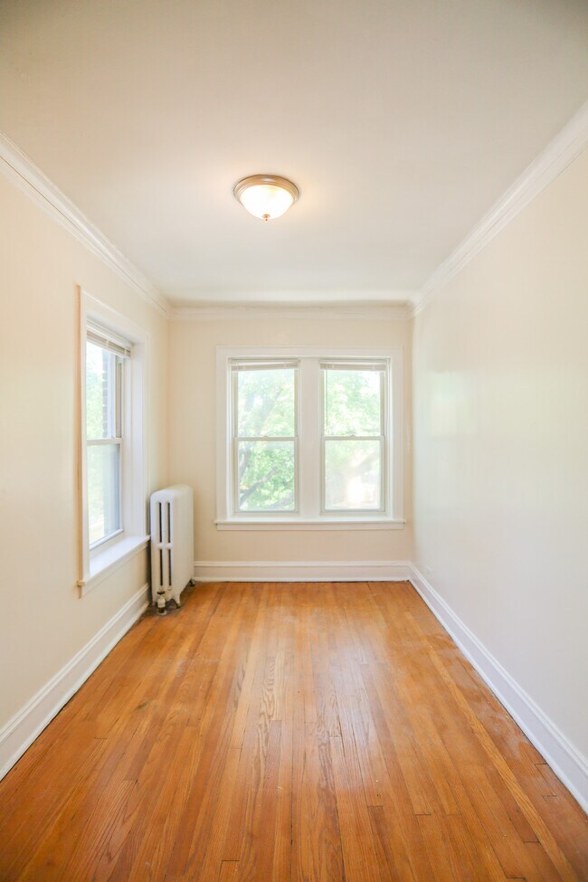 Foto del edificio - 5063 N Glenwood Ave