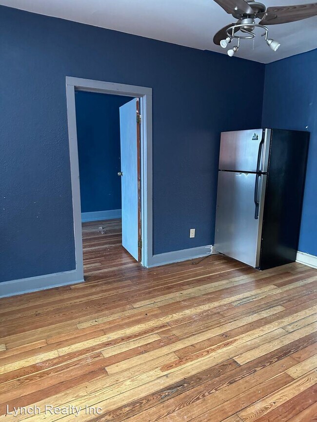 Foto del edificio - 2 br, 1 bath House - 215 E. Jefferson