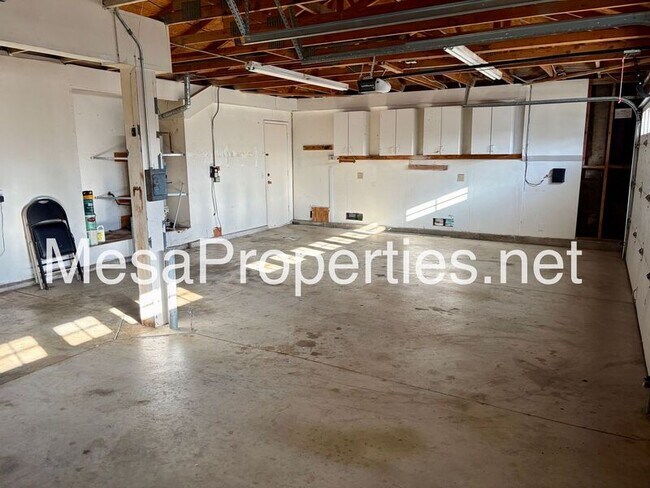 Building Photo - 5009 Trojan Ct