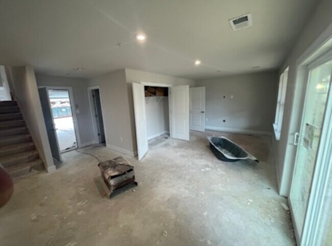 Foto del edificio - 2143 Otter Creek Cir