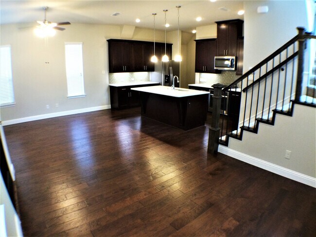 Building Photo - The Pinnacle At Riverwalk Combine Urban Li...