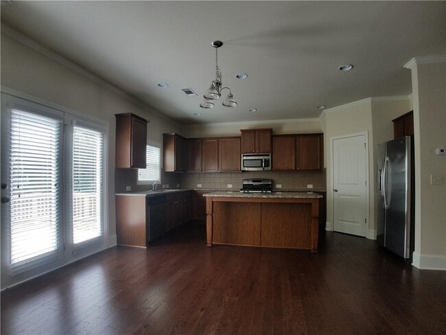 Building Photo - 1610 Apple Blossom Dr