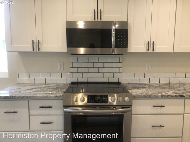 Building Photo - 3 br, 2 bath House - 302 Riverwood Ct
