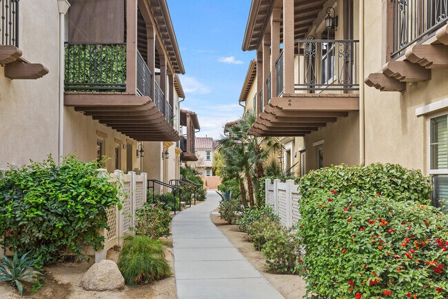 Building Photo - 245 Paseo Gregario