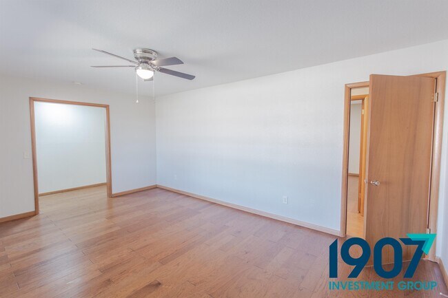 Building Photo - 120 Platt Ln