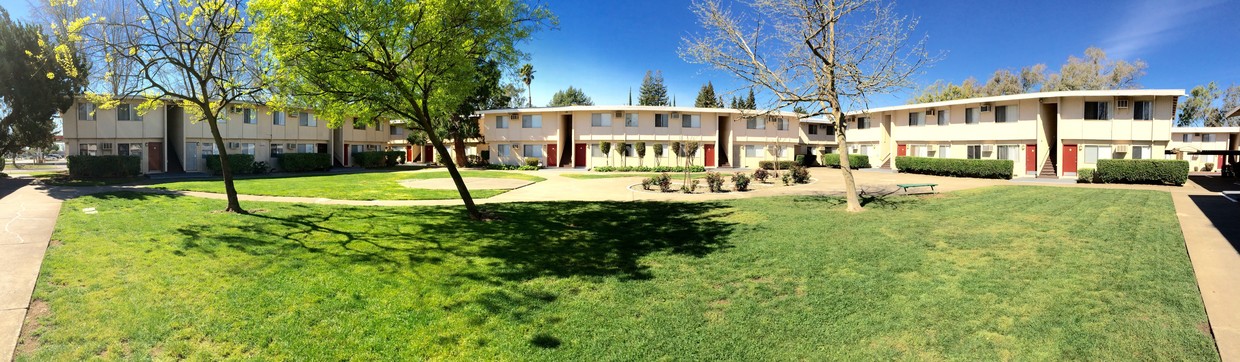 Primary Photo - Spartan Oaks Apartments