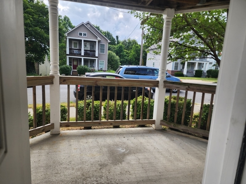 Primary Photo - 157 N Clinton St