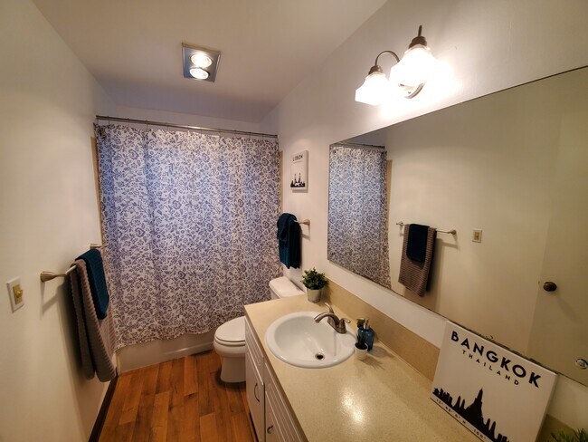 Foto del edificio - 9215 Greenwood Ave N