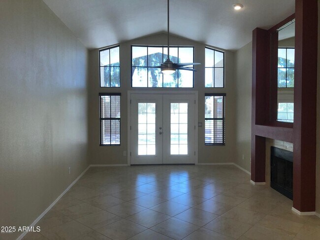 Foto del edificio - 7539 W Sequoia Dr