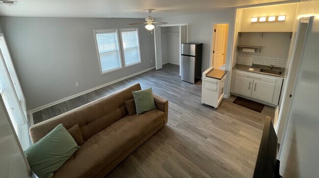 Foto del edificio - 2080 E Ocean View Ave